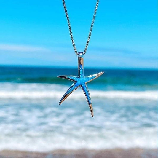 Collar elegante de estrella de mar con ópalos azules y plata de alta calidad