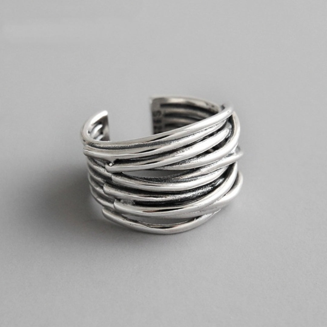 Anillo de plata ajustable elegante en diseño Layée