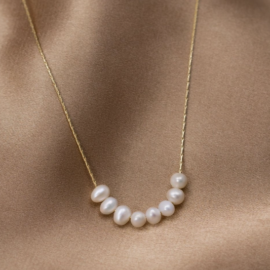 Cadena de perlas de oro elegante para un estilo atemporal