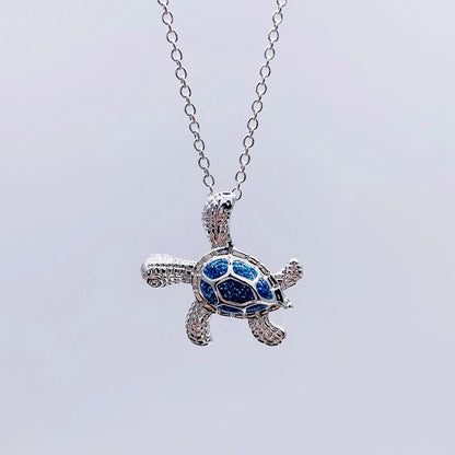 Collar elegante con ópalo azul en diseño de tortuga marina
