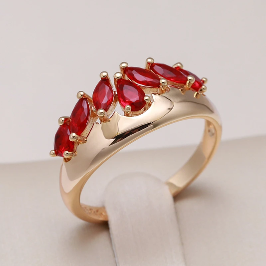 Anillo Brillante con Elegantes Cristales Rojos