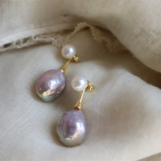Pendientes de perlas lila elegantes para un toque de elegancia