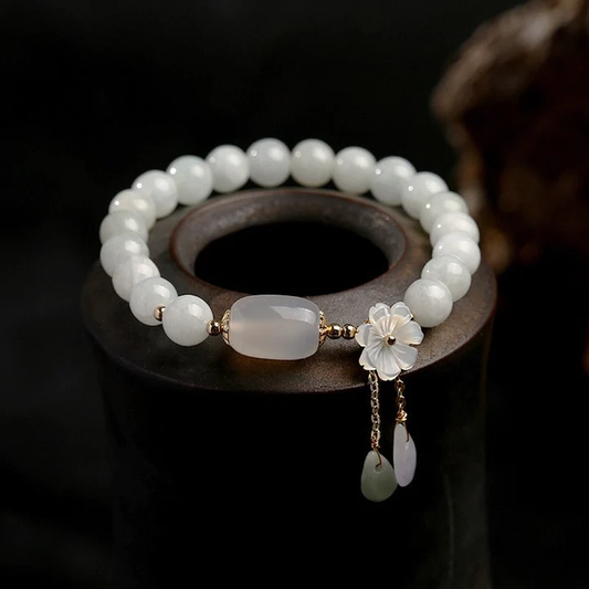 Elegantemente pulsera de ágata con perlas elegantes