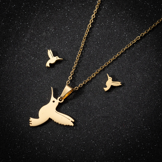 Elegante collar de colibrí dorado con pendientes a juego
