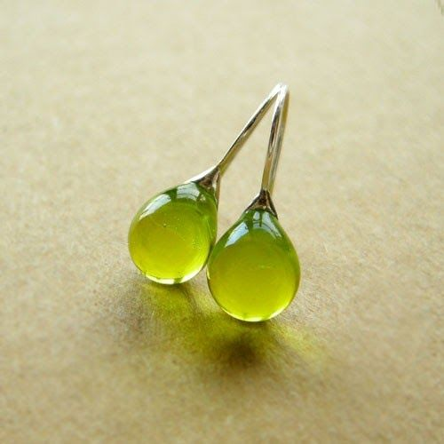 Pendientes de vidrio de olivo vintage encantadores