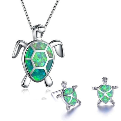 Elegante conjunto de ópalo y plata: collar y pendientes con encantadora tortuga marina