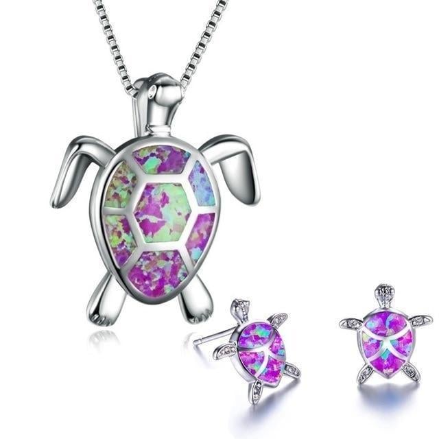 Elegante conjunto de ópalo y plata: collar y pendientes con encantadora tortuga marina